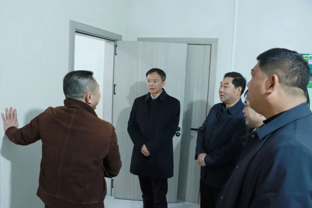 杨雪峰到贵州德江经开区调研督导企业复工复产